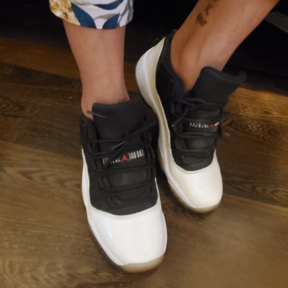 Retro 11s Pandas 🐼